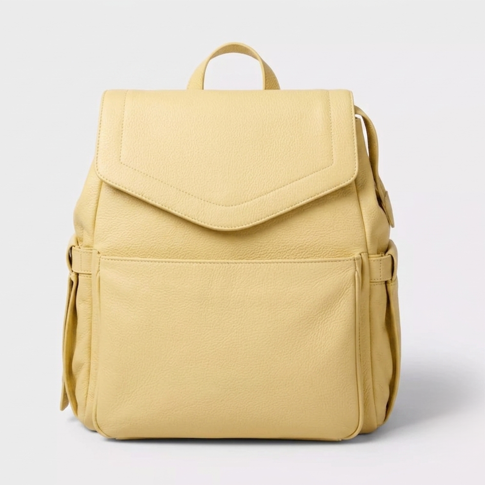 Premium Pebble Leather Dual-Compartment Diaper Backpack with Smart Wipe Dispenser